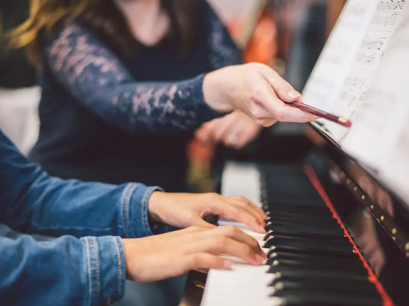 Clases de Piano Todo lo que debes saber para aprender desde cero